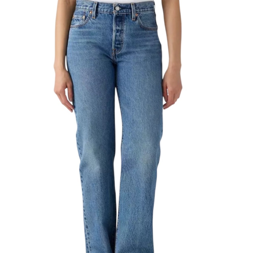 Levi's Classic Blue Women's Straight Jeans